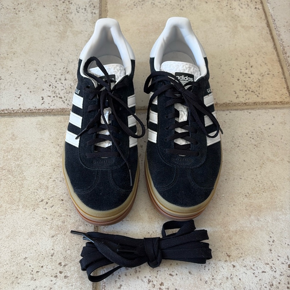 Adidas Originals Women's Gazelle Bold Shoes size 8 1/2